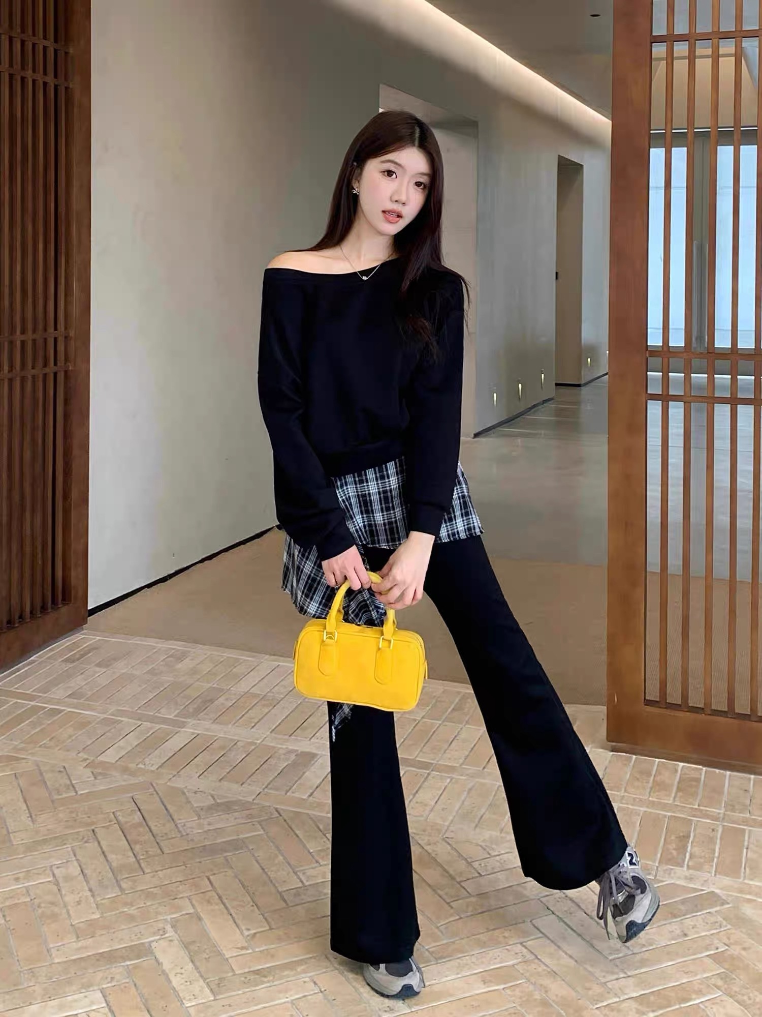 Nights in Detroit set STP132 images